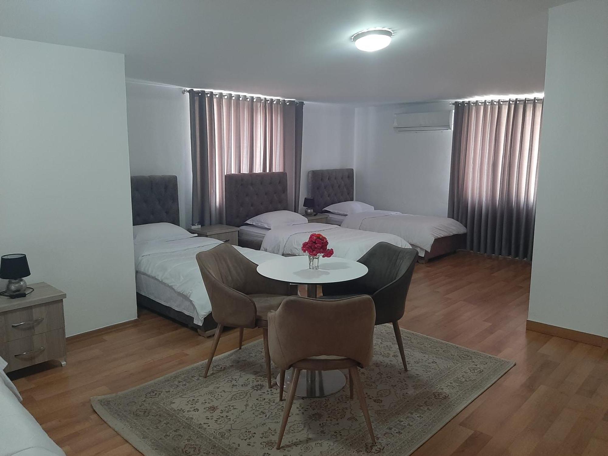 Hotel Vila Arbri Berat Cameră foto